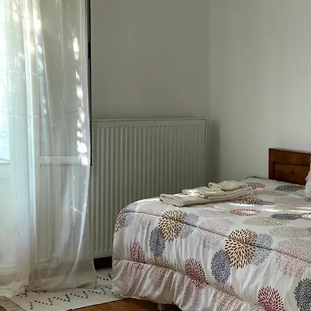 η ελπίδα και η γιάννα ξεκίνησαν ένα χώρο Cute Vólos