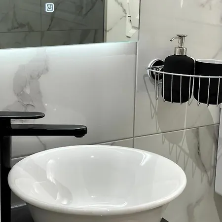 η ελπίδα και η γιάννα ξεκίνησαν ένα χώρο Cute Vólos