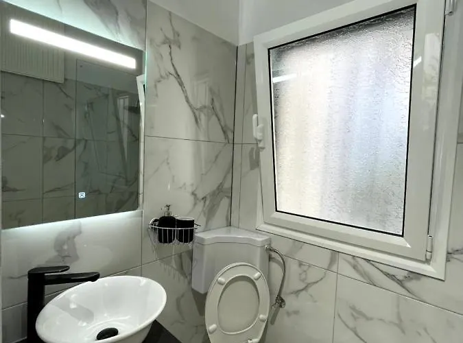 η ελπίδα και η γιάννα ξεκίνησαν ένα χώρο Cute Appartement Vólos