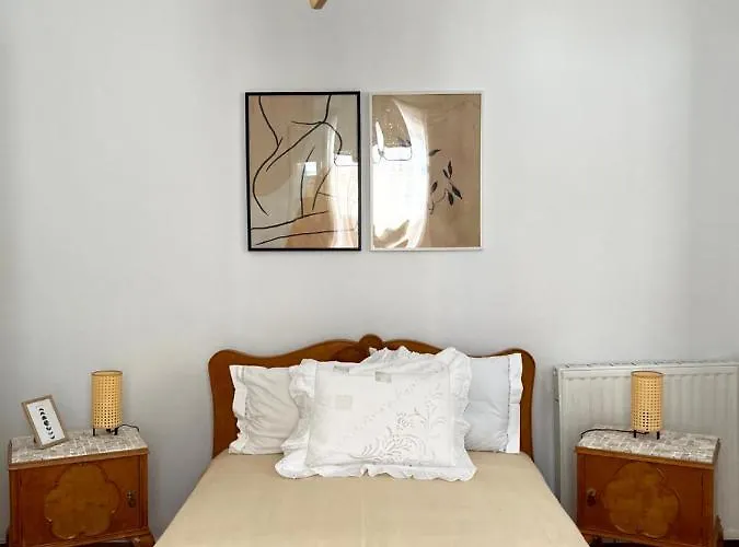 η ελπίδα και η γιάννα ξεκίνησαν ένα χώρο Cute Appartement