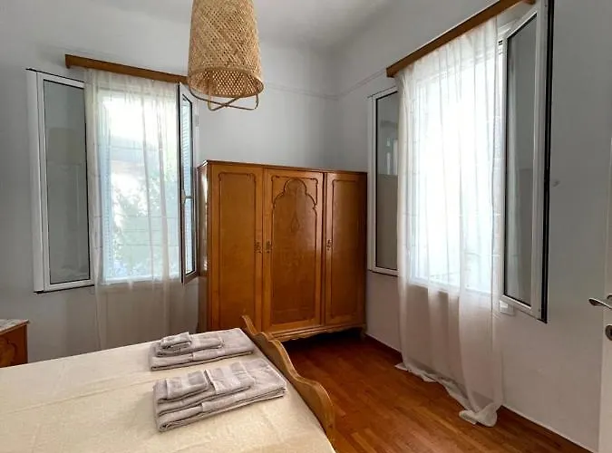 η ελπίδα και η γιάννα ξεκίνησαν ένα χώρο Cute Vólos