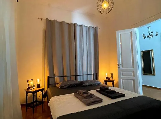 η ελπίδα και η γιάννα ξεκίνησαν ένα χώρο Cute Appartement Vólos