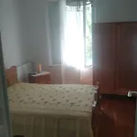 η ελπίδα και η γιάννα ξεκίνησαν ένα χώρο Cute Apartament *