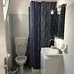 η ελπίδα και η γιάννα ξεκίνησαν ένα χώρο Cute Apartament