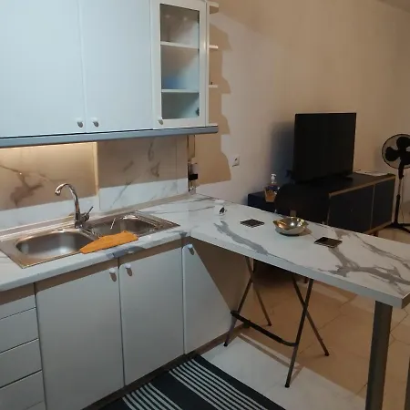 η ελπίδα και η γιάννα ξεκίνησαν ένα χώρο Cute *